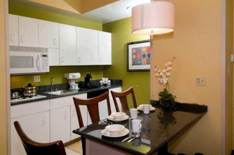 Hampton Inn&Suites Fort Lauderdale Airport Hollywood Extérieur photo